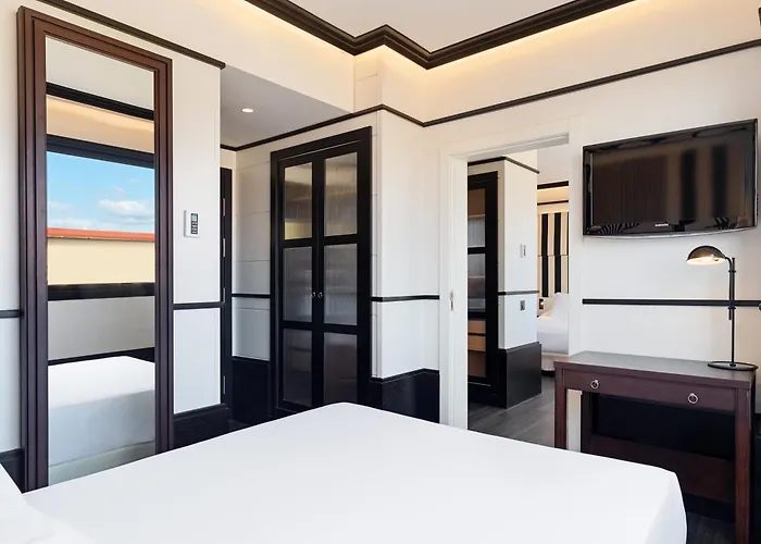 H10 Marina Barcelona